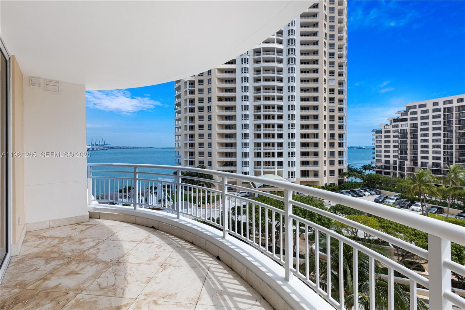 848 Brickell Key Drive, Unit 903 Miami, FL 33131 - Photo 3 of 35