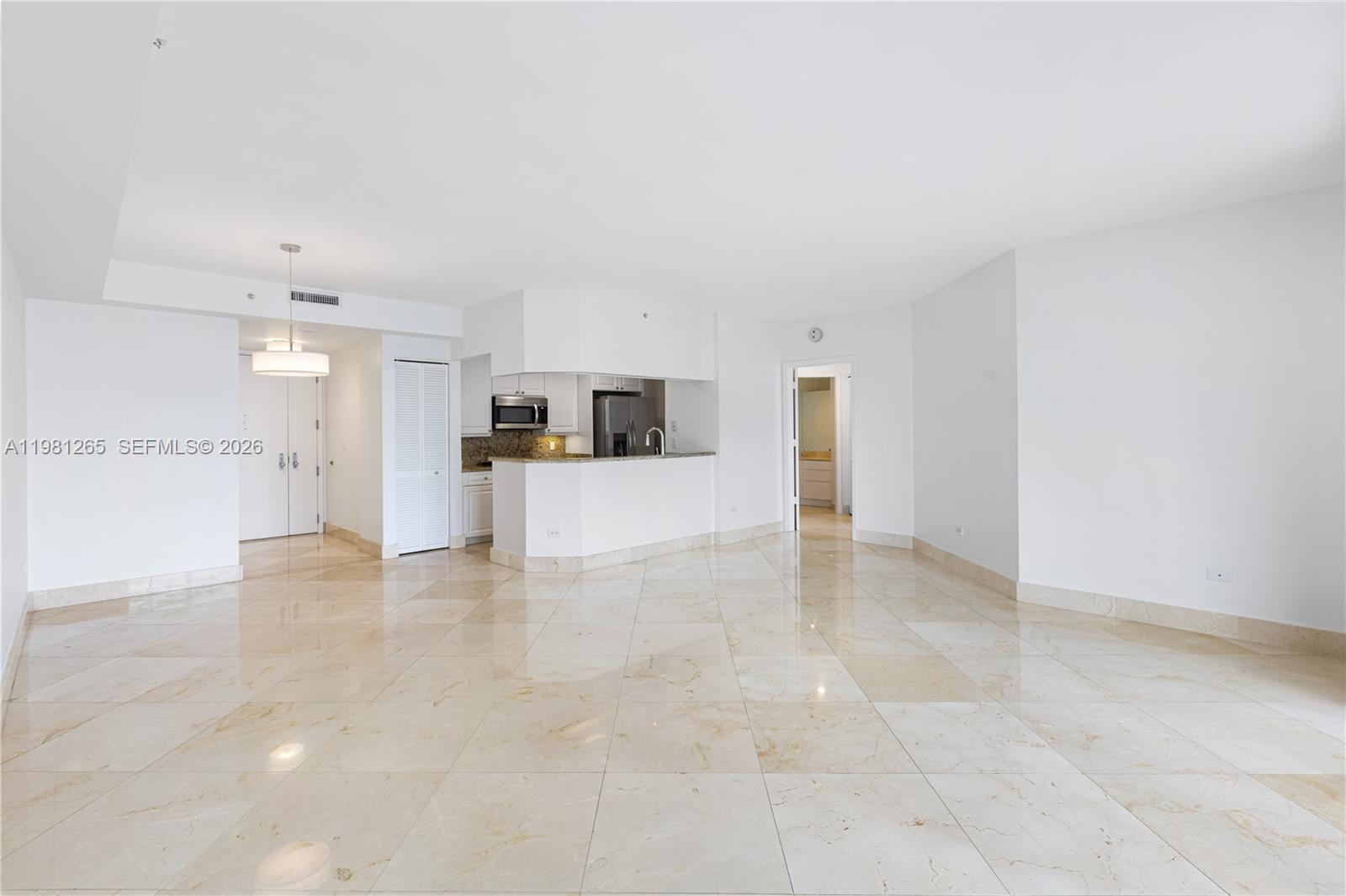 848 Brickell Key Drive, Unit 903 Miami, FL 33131 - Photo 7 of 35