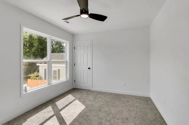 $289,000 | 504 South Market Street, Paris, TN 38242