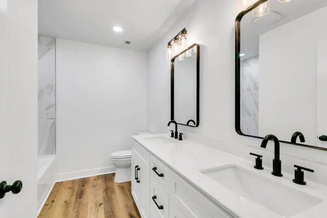 $289,000 | 504 South Market Street, Paris, TN 38242