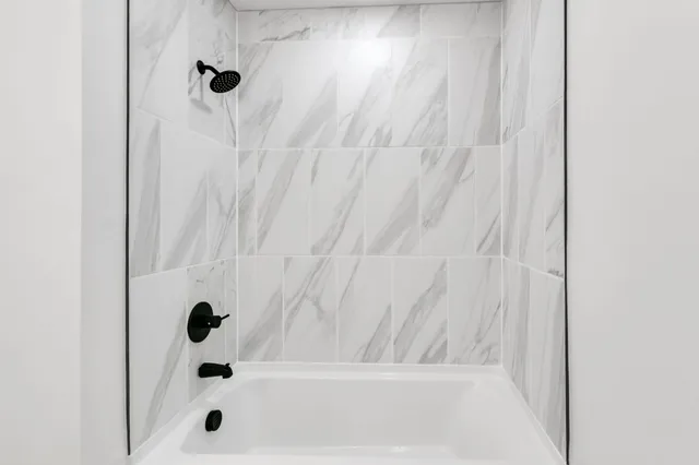 $289,000 | 504 South Market Street, Paris, TN 38242