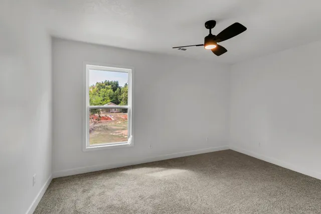 $289,000 | 504 South Market Street, Paris, TN 38242