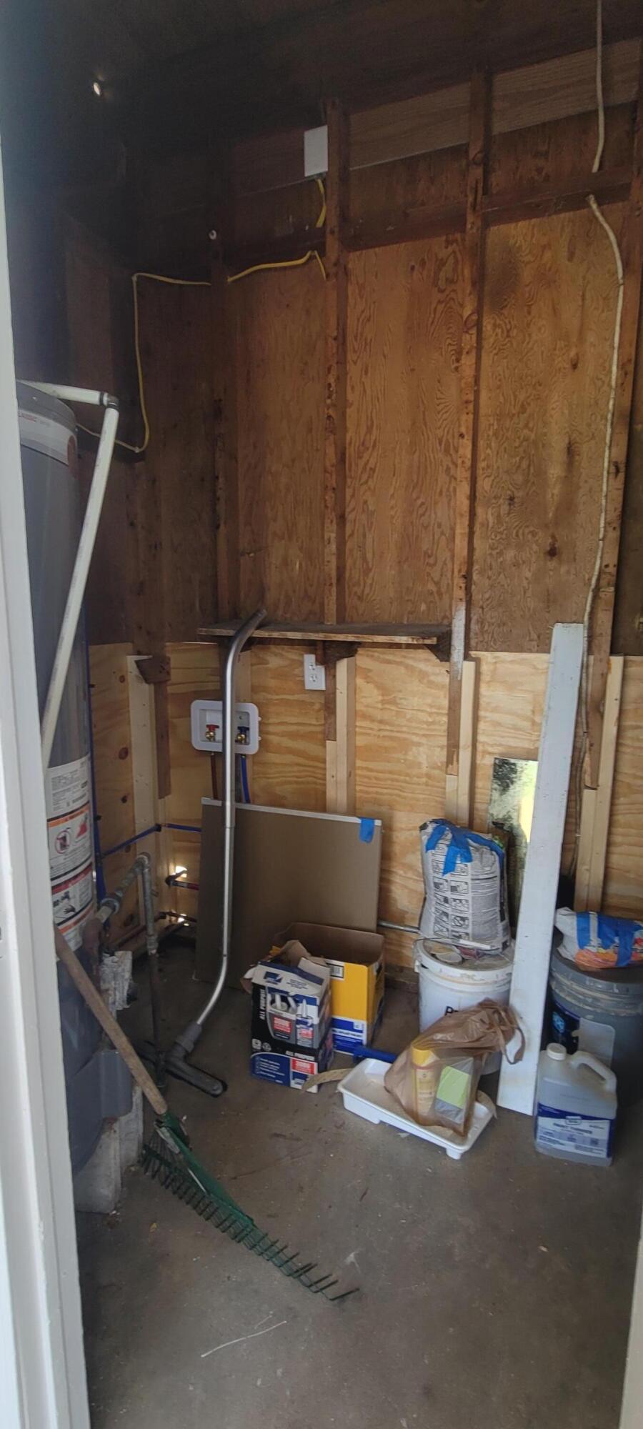 UTILITY ROOM