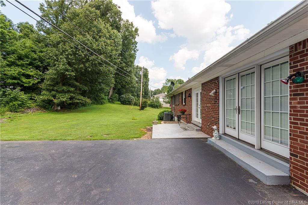 1164 Hartlage Road Northwest Corydon, IN 47112 - Photo 16 of 29 Gallery Image 16