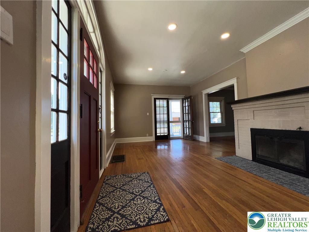 135 West Wabash Street Allentown, PA 18103 - Photo 16 of 69 a view of livingroom and hardwood floor