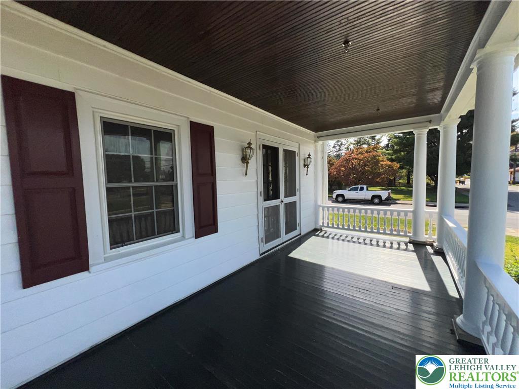 135 West Wabash Street Allentown, PA 18103 - Photo 19 of 69 a view of an empty room with wooden floor and a window