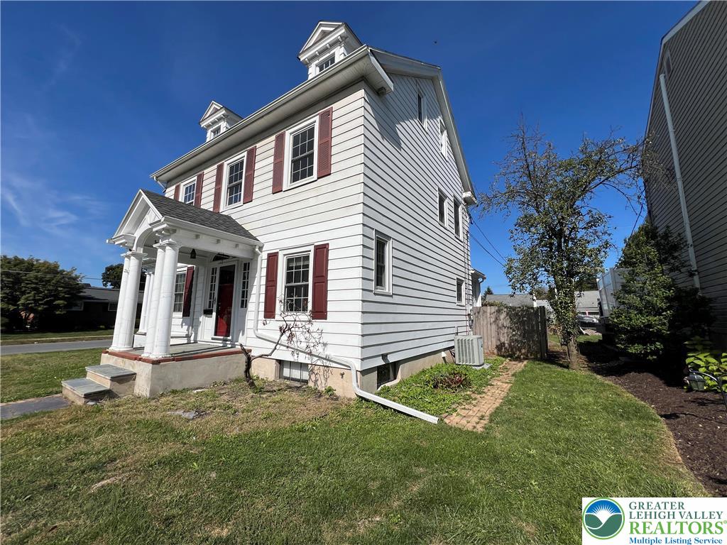 135 West Wabash Street Allentown, PA 18103 - Photo 2 of 69 a front view of a house with a yard