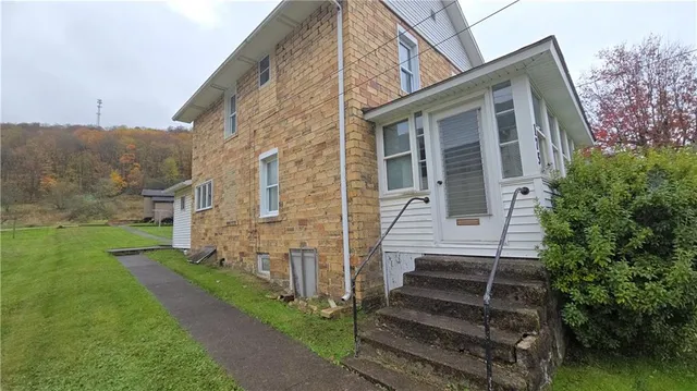 $72,500 | 175 Walcott Street, Clymer, PA 15728
