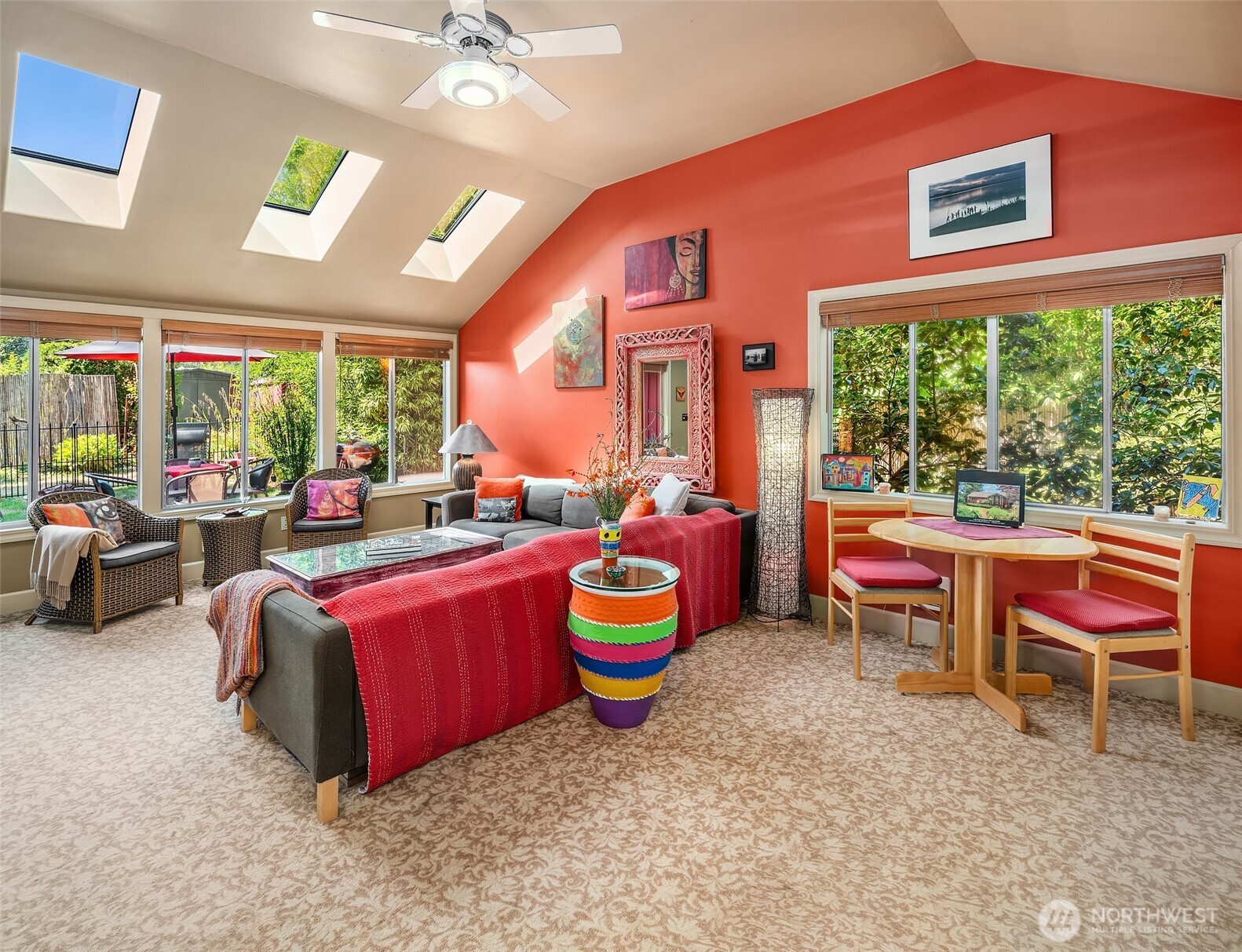 18115 Beall Road Southwest Vashon, WA 98070 - Photo 5 of 19 Gallery Image 5