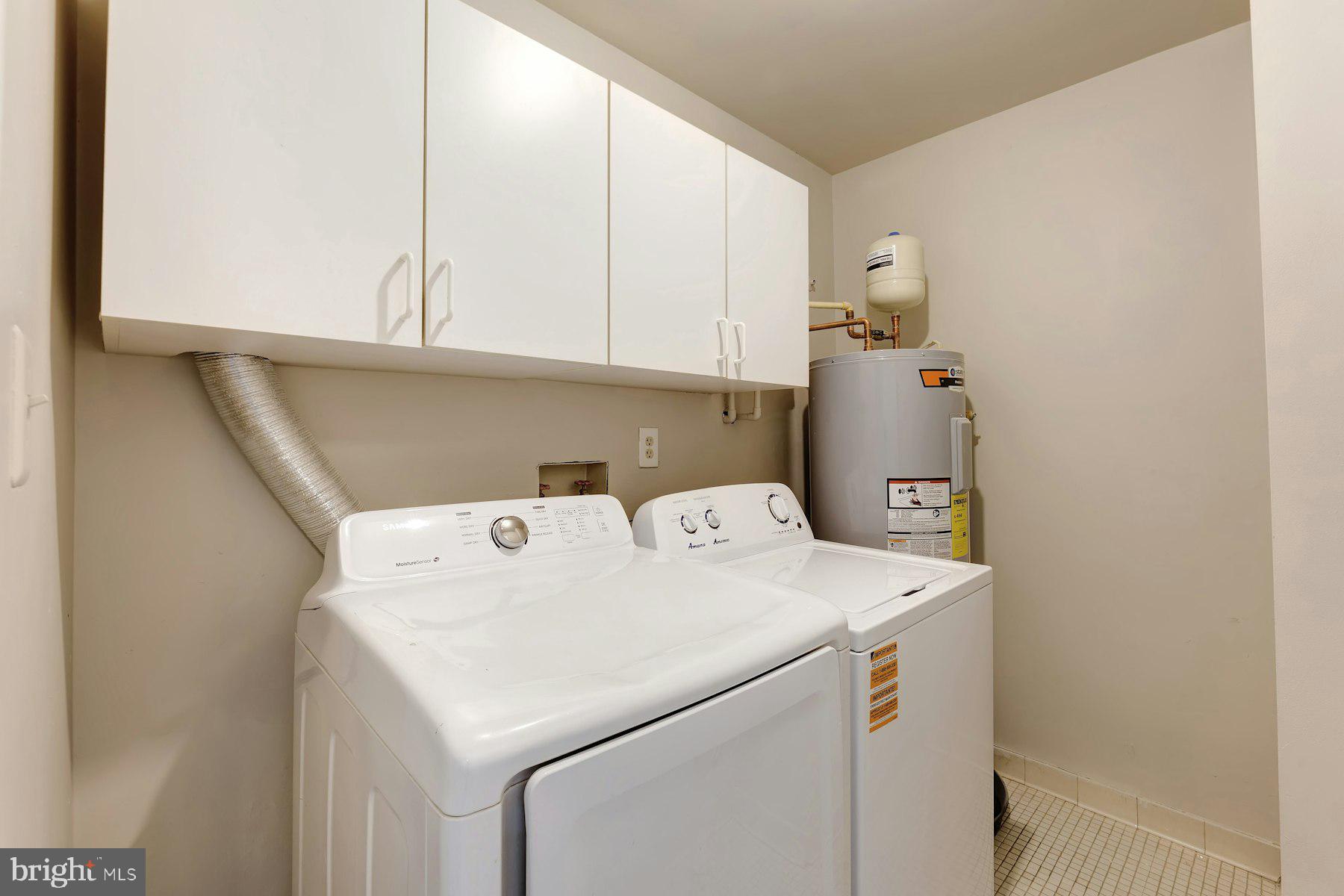 2105 Old Landing Way Woodbridge, VA 22191 - Photo 26 of 30 a utility room with dryer and washer