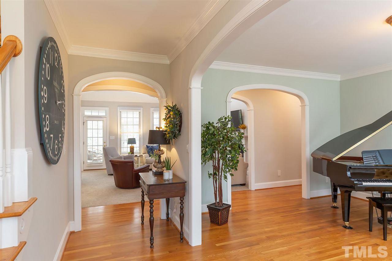 5313 Birchleaf Drive Raleigh, NC 27606 - Photo 4 of 29