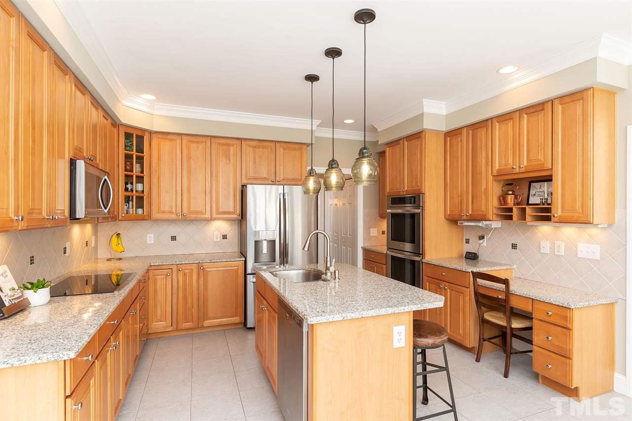 5313 Birchleaf Drive Raleigh, NC 27606 - Photo 7 of 29