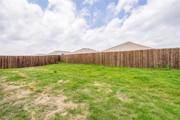 $2,150 | 1004 Cotton Gin Court, Royse City, TX 75189