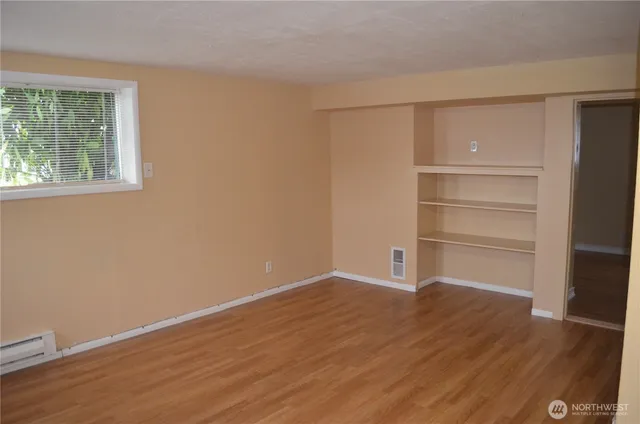 $999,000 | 306 2nd Street Northeast, Auburn, WA 98002