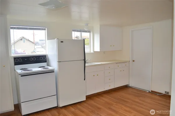 $995,000 | 306 2nd Street Northeast, Auburn, WA 98002