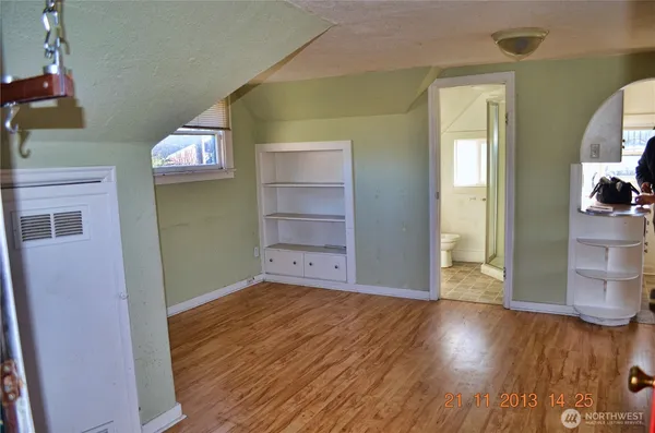 $995,000 | 306 2nd Street Northeast, Auburn, WA 98002