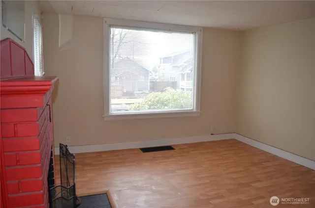 $999,000 | 306 2nd Street Northeast, Auburn, WA 98002