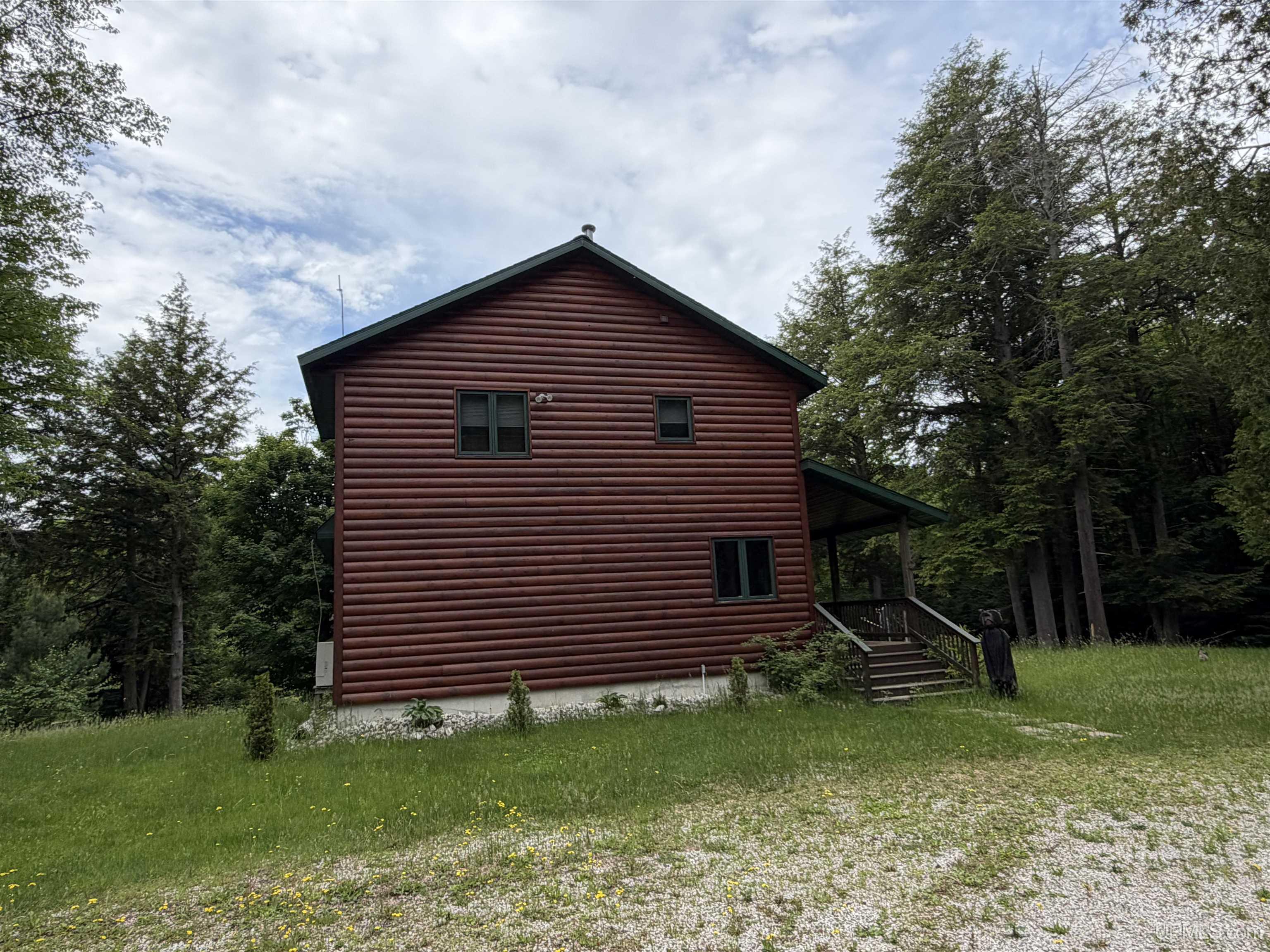 5109 River Road Manistique, MI 49854 - Photo 3 of 39