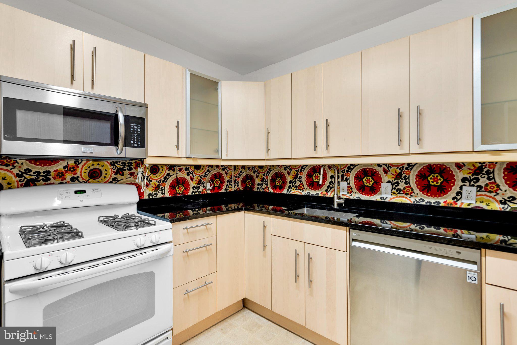 5101 River Road, Unit 1808 Bethesda, MD 20816 - Photo 12 of 46