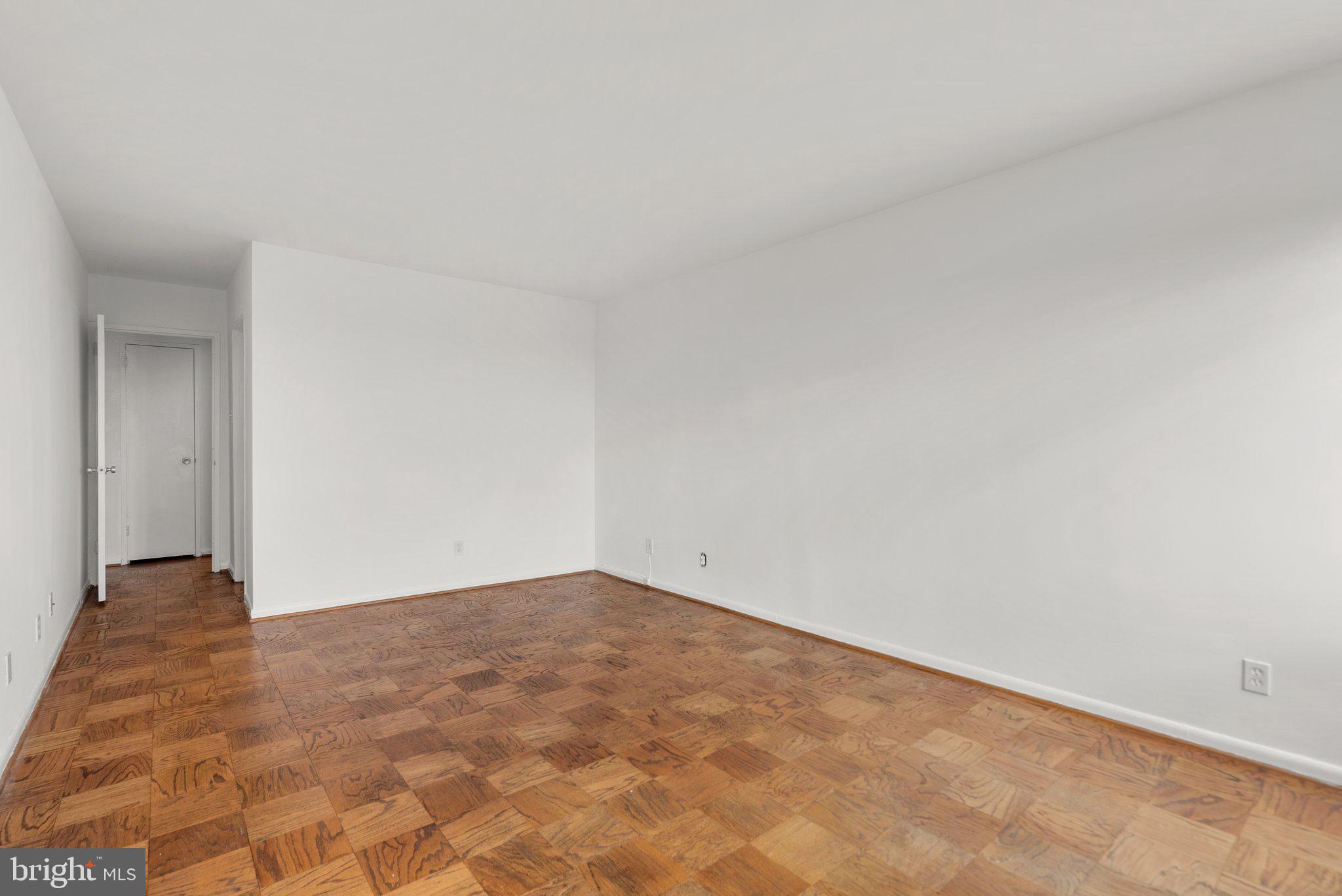 5101 River Road, Unit 1808 Bethesda, MD 20816 - Photo 21 of 46