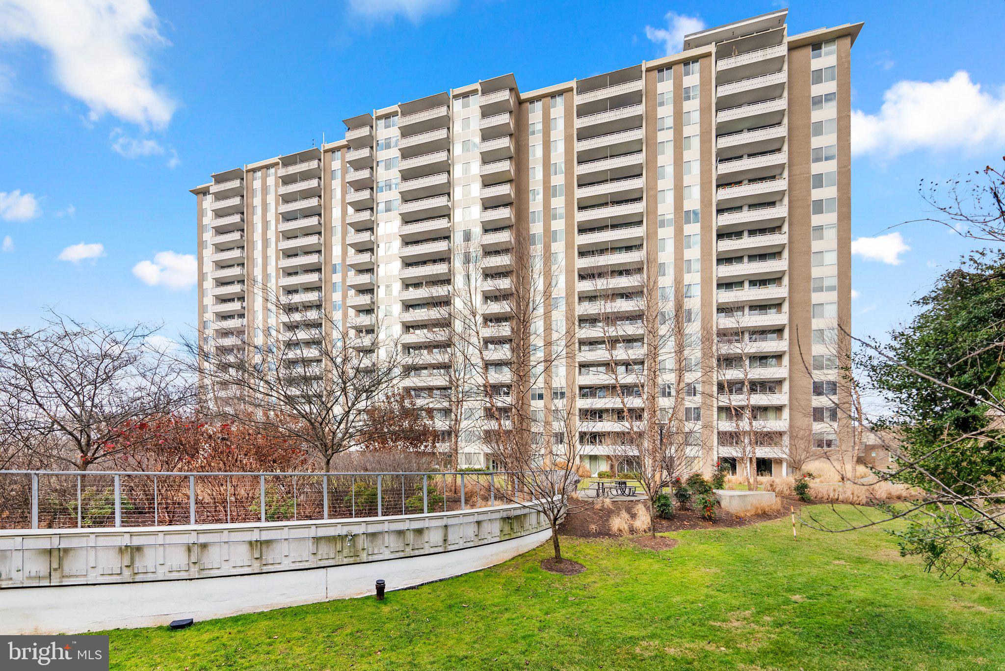 5101 River Road, Unit 1808 Bethesda, MD 20816 - Photo 45 of 46