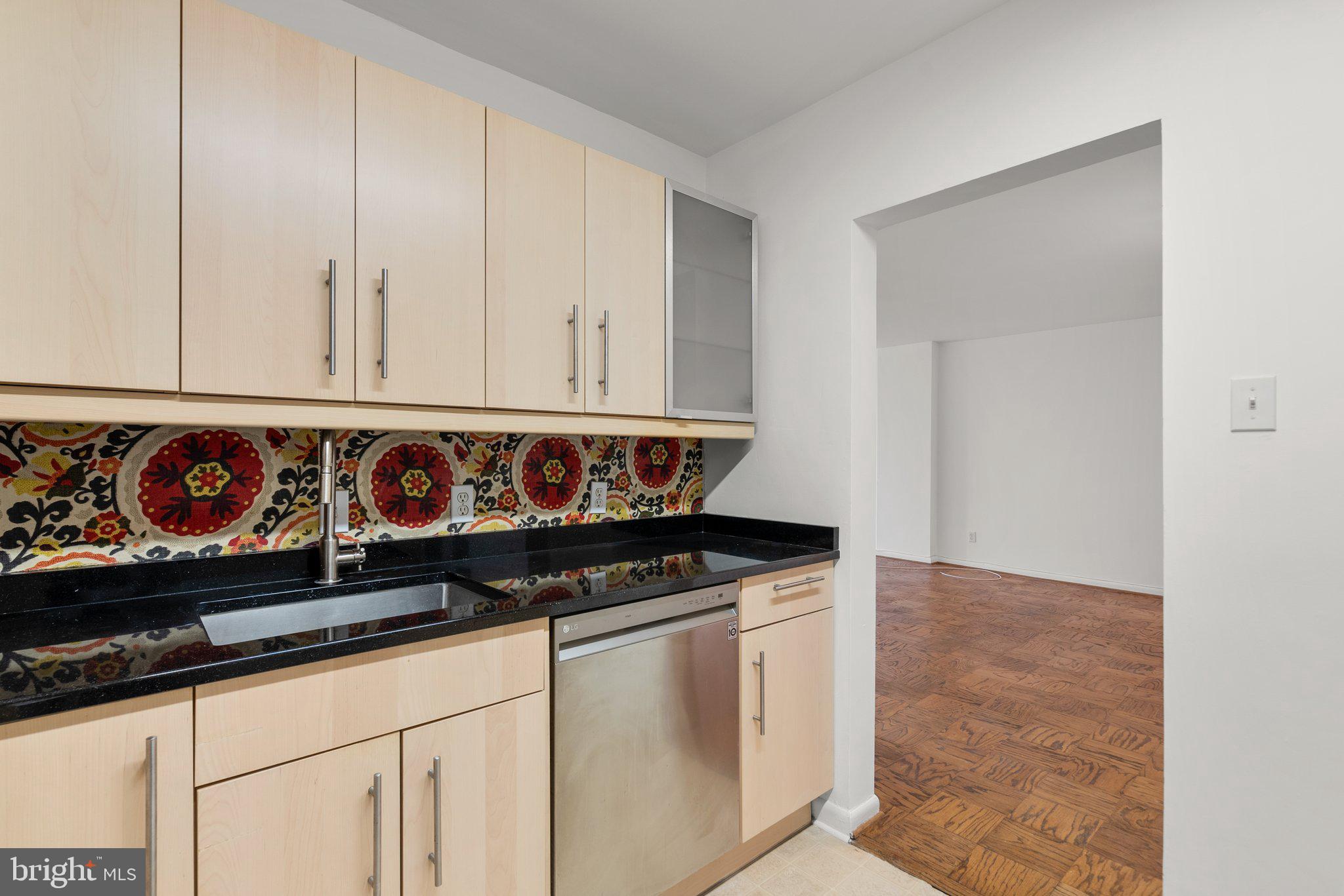 5101 River Road, Unit 1808 Bethesda, MD 20816 - Photo 9 of 46