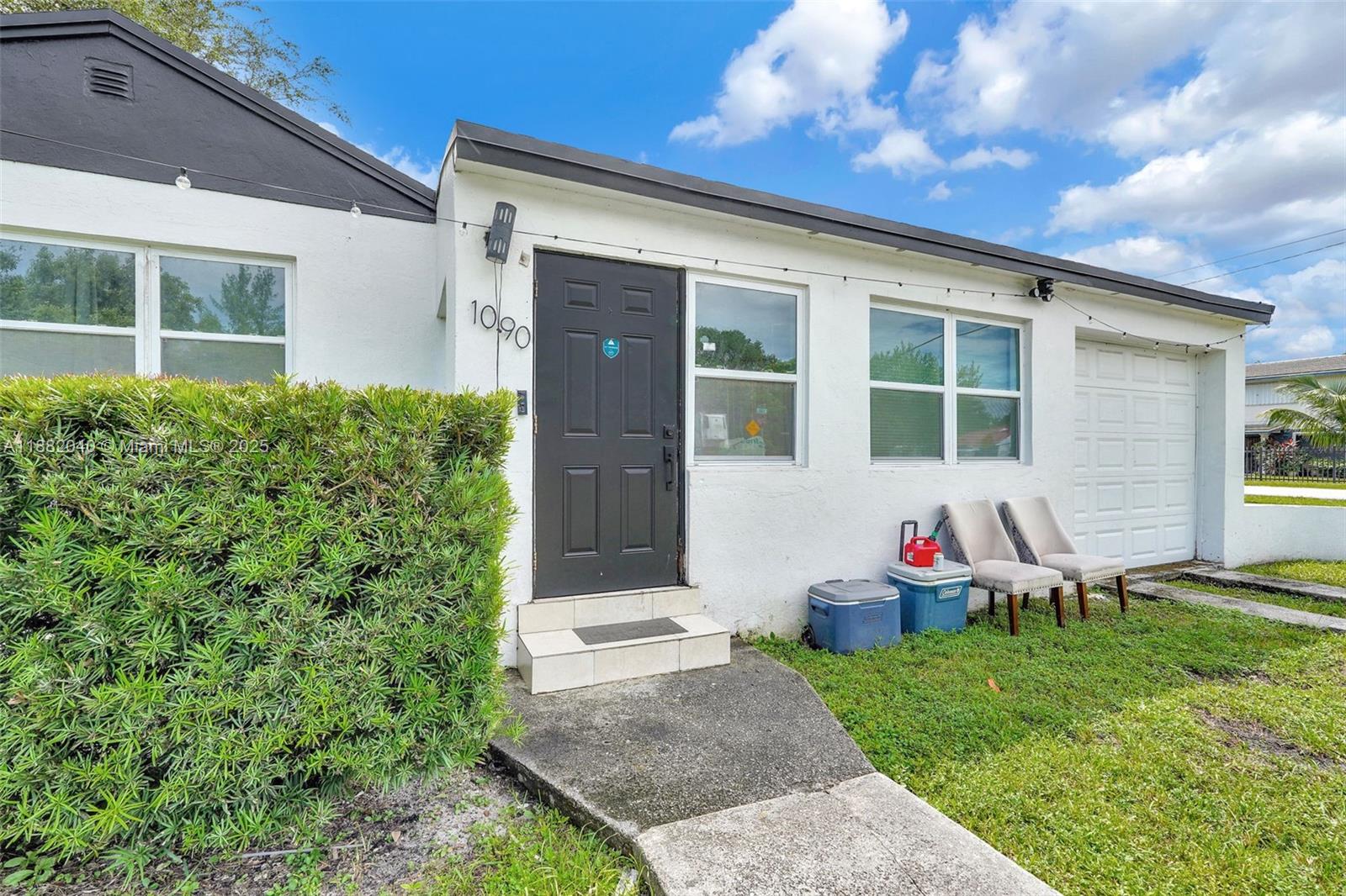 1090 Northwest 77th Street Miami, FL 33150 - Photo 10 of 77