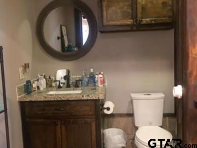 a view of a closet area