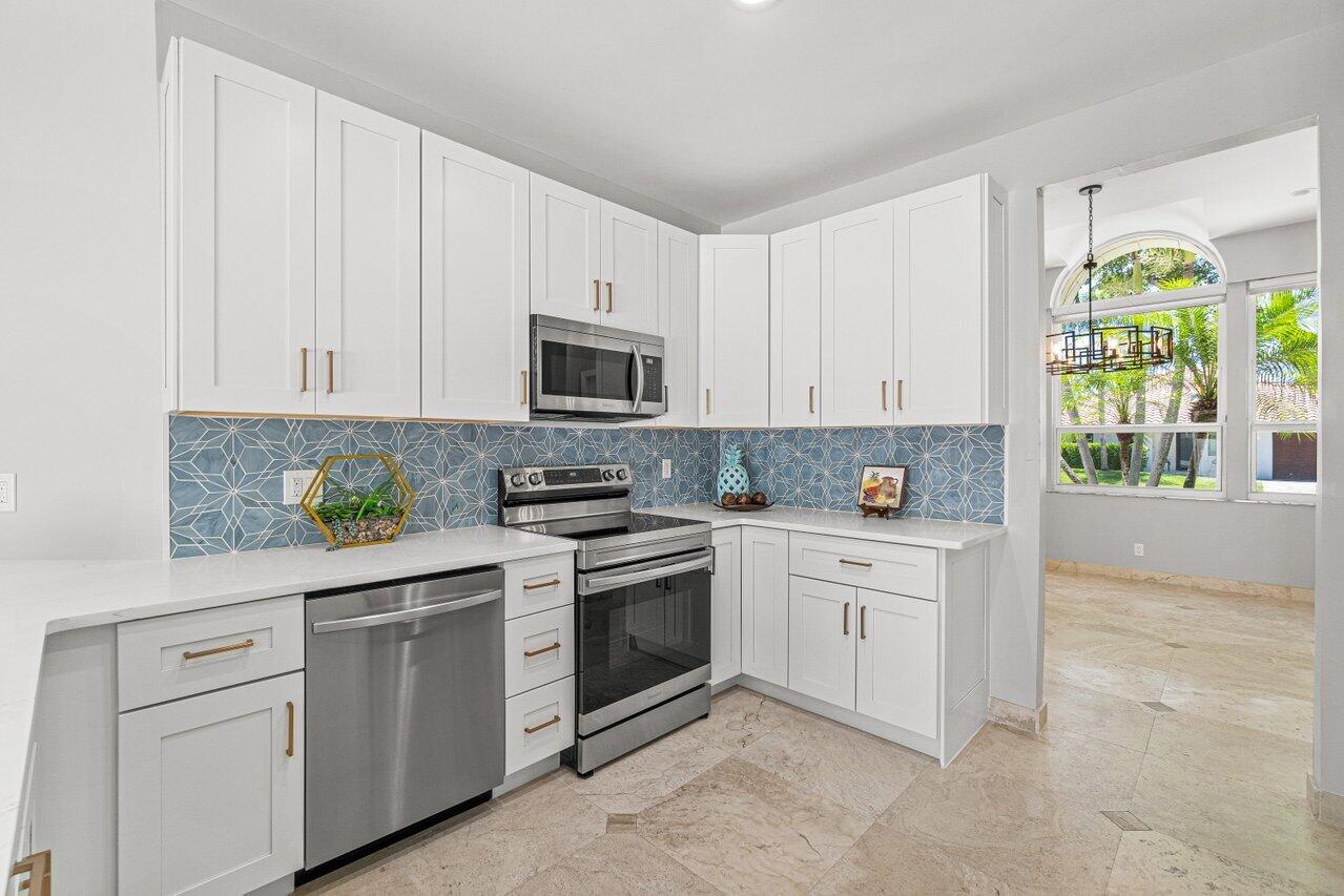 2875 Northwest 29th Drive Boca Raton, FL 33434 - Photo 13 of 36 011-2875Northwest29thDrive-BocaRaton-FL-