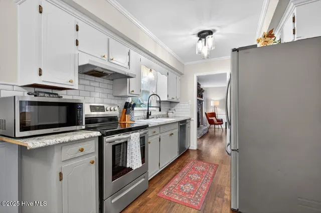 $324,900 | 4913 Cypress Shores Drive, New Bern, NC 28562