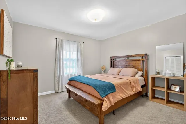 $324,900 | 4913 Cypress Shores Drive, New Bern, NC 28562