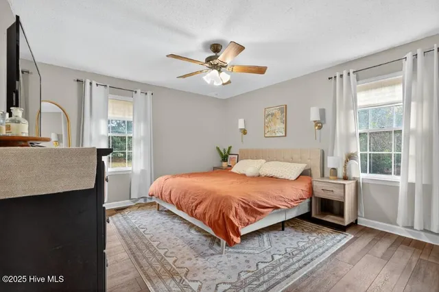 $324,900 | 4913 Cypress Shores Drive, New Bern, NC 28562