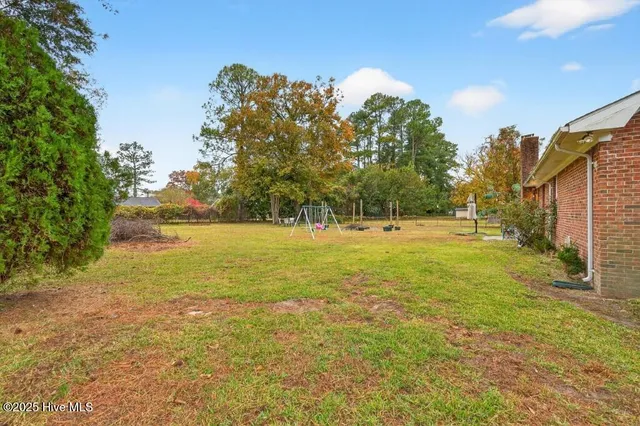 $324,900 | 4913 Cypress Shores Drive, New Bern, NC 28562