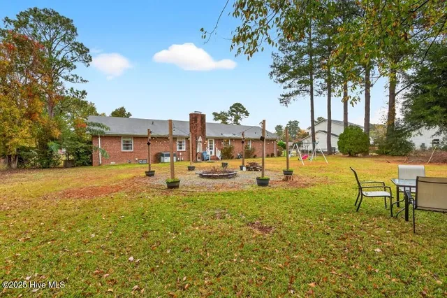 $324,900 | 4913 Cypress Shores Drive, New Bern, NC 28562