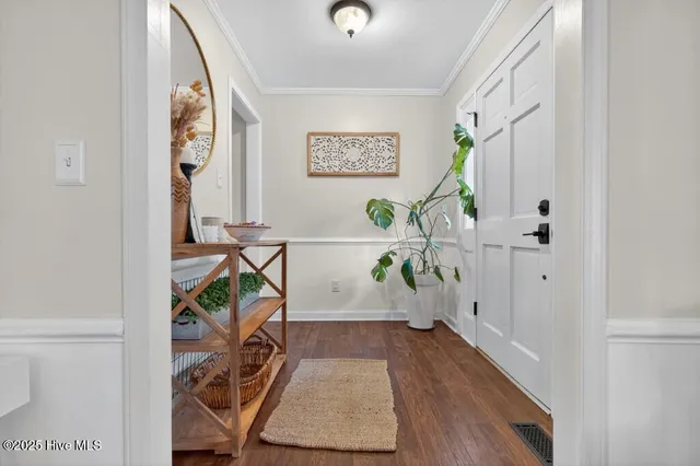 $324,900 | 4913 Cypress Shores Drive, New Bern, NC 28562