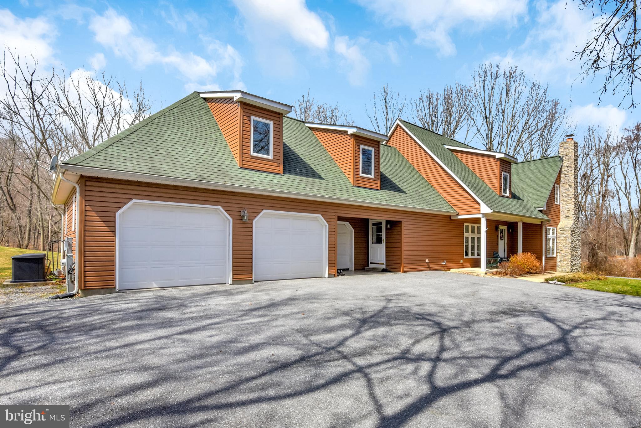 4116 Rupp Road Manchester, MD 21102 - Photo 17 of 23 2 car garage & tractor garage