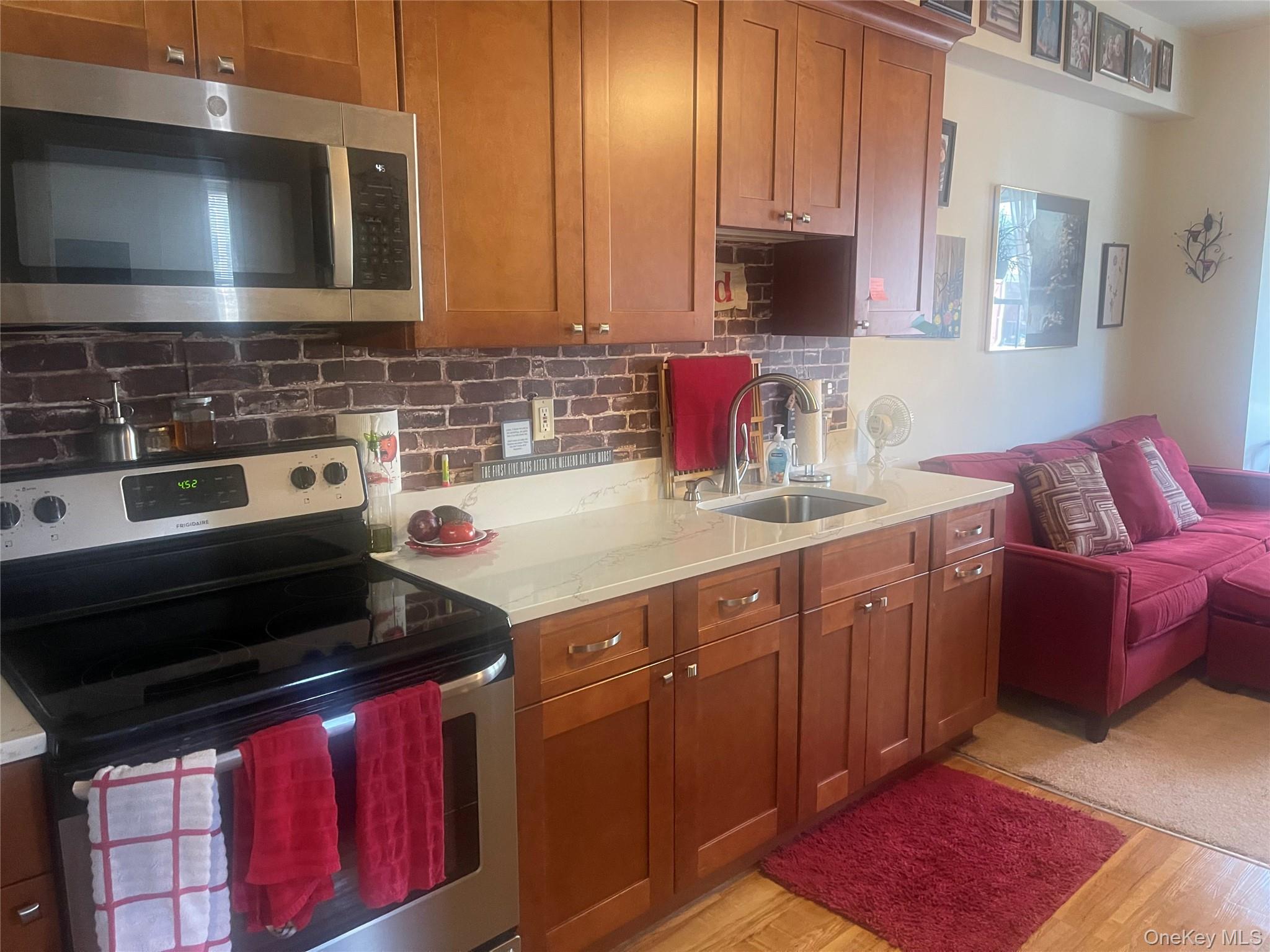 1106 Main Street, Unit 2 Fishkill, NY 12524 - Photo 5 of 12