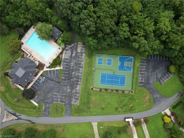 $645,000 | 8241 William Wallace Drive, Summerfield, NC 27358