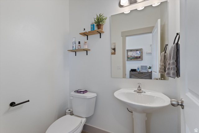 1641 North 840 West Salem, UT 84653 - Photo 5 of 38
