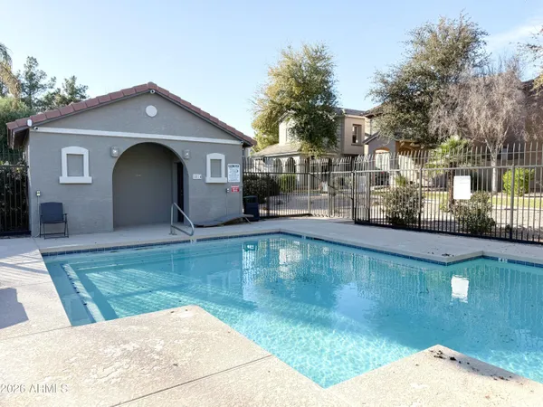 $1,895 | 1939 East Emily Lane, Gilbert, AZ 85295