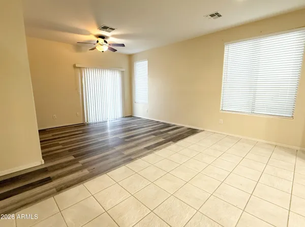 $1,895 | 1939 East Emily Lane, Gilbert, AZ 85295