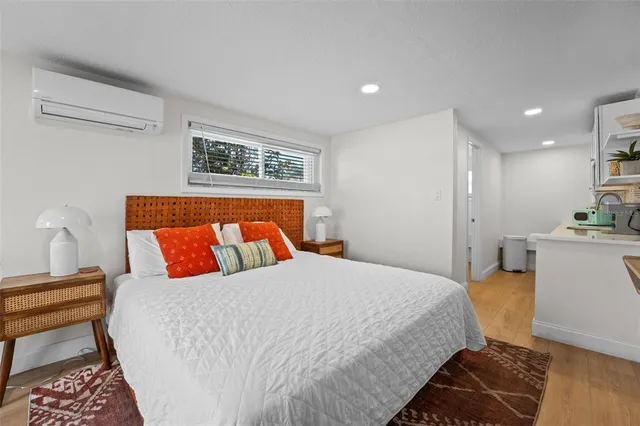 $1,795,000 | 402 South Orlando Avenue, Cocoa Beach, FL 32931