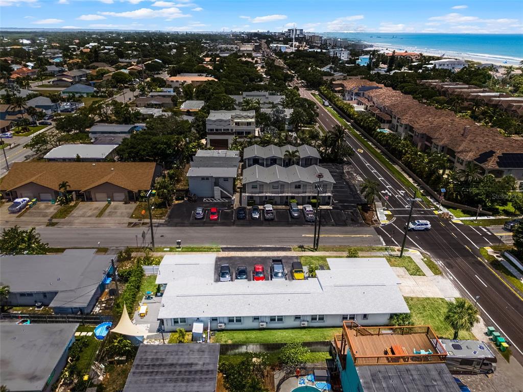 402 South Orlando Avenue Cocoa Beach, FL 32931 - Photo 4 of 58
