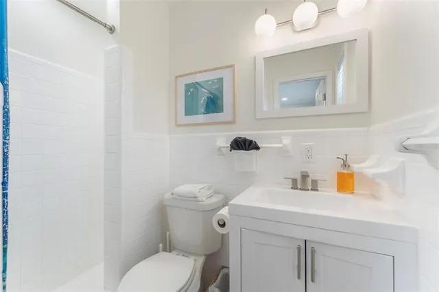 $1,795,000 | 402 South Orlando Avenue, Cocoa Beach, FL 32931