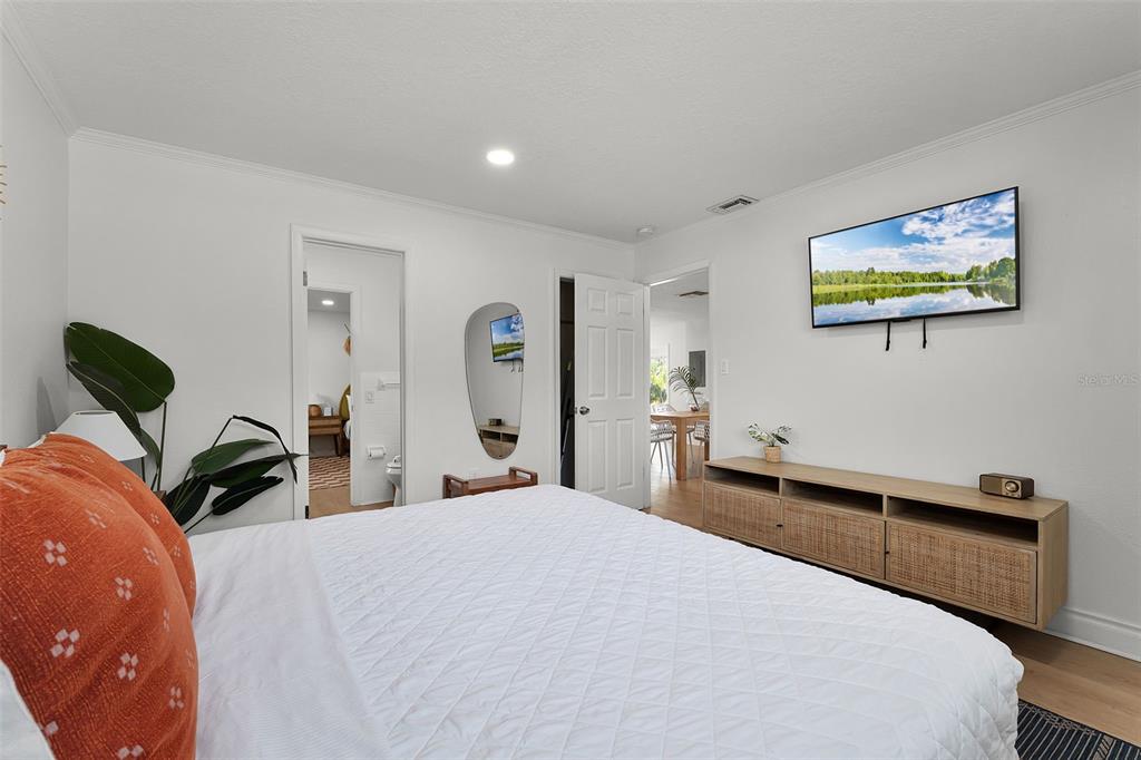 402 South Orlando Avenue Cocoa Beach, FL 32931 - Photo 10 of 58