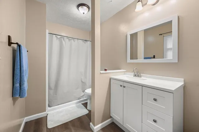 $328,000 | 2222 Bunkum Drive, Lawrenceburg, IN 47025