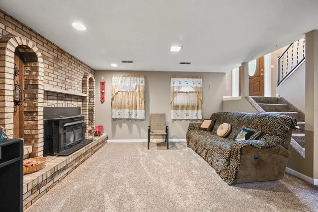 $328,000 | 2222 Bunkum Drive, Lawrenceburg, IN 47025