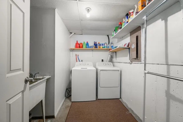 $328,000 | 2222 Bunkum Drive, Lawrenceburg, IN 47025