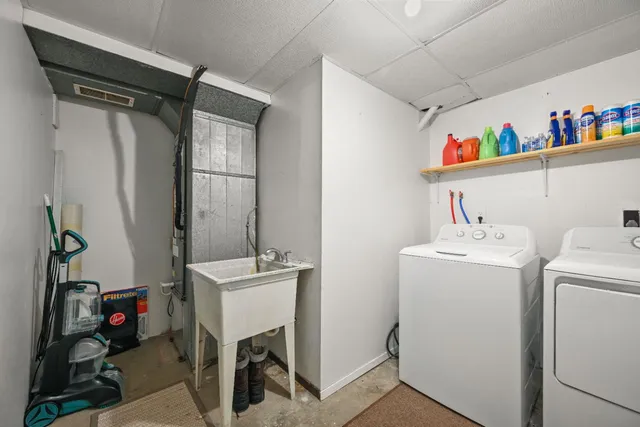 $328,000 | 2222 Bunkum Drive, Lawrenceburg, IN 47025