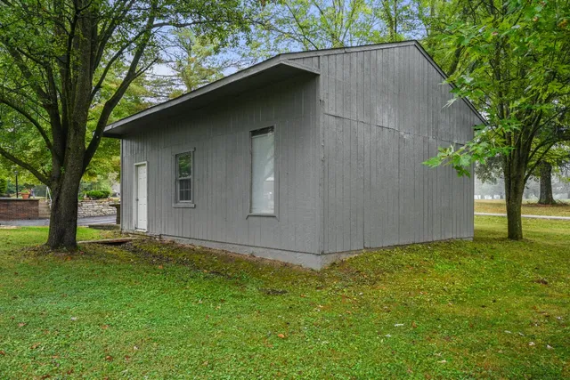 $328,000 | 2222 Bunkum Drive, Lawrenceburg, IN 47025